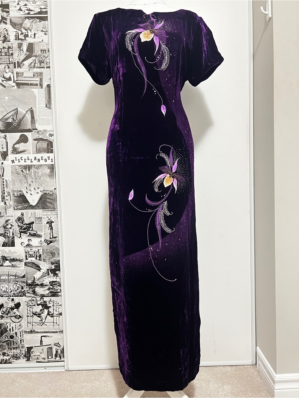 Vintage Hand Painted Floral Orchid Purple Velvet Maxi Gown Glitter Detail sz M/L
